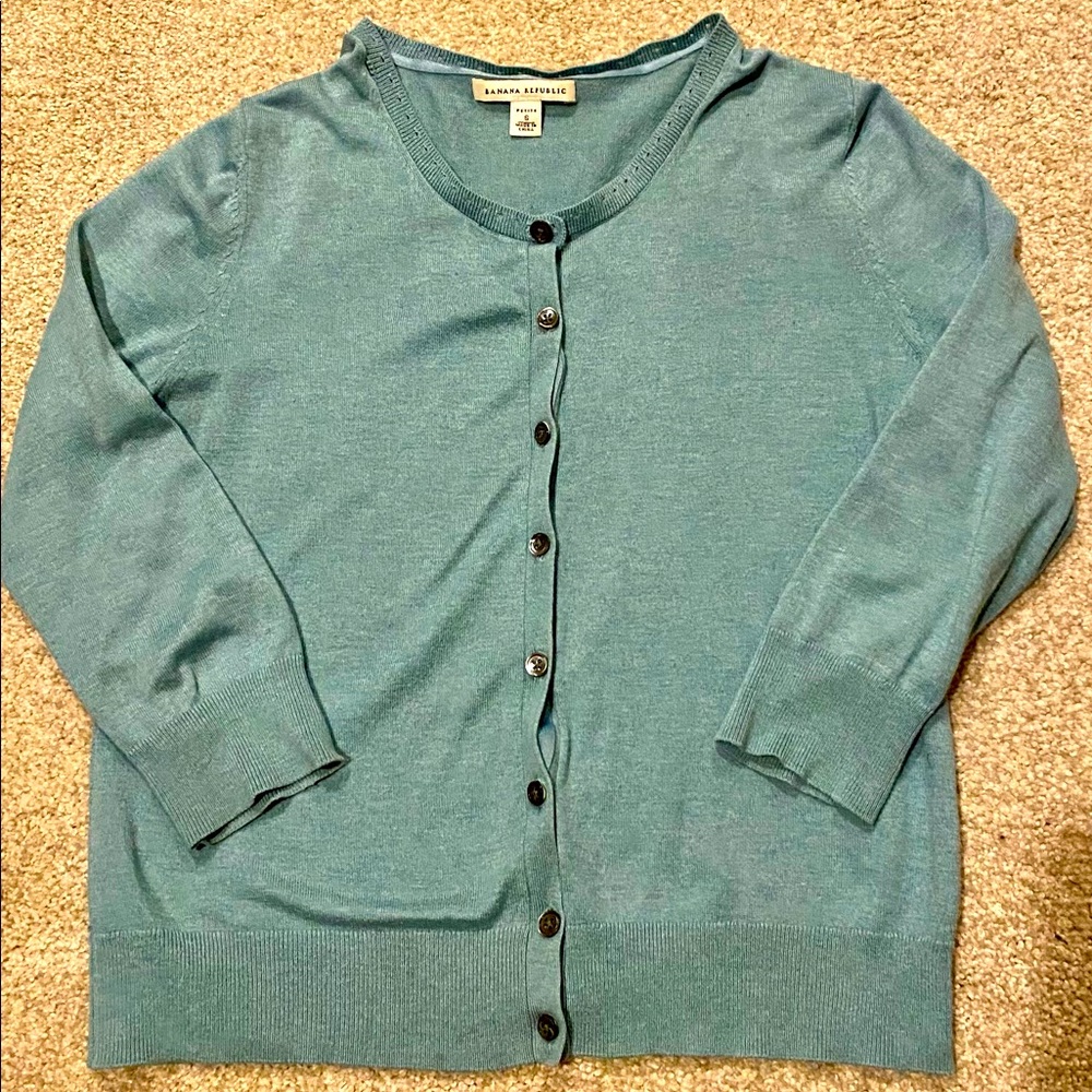 Banana republic Cardigan Turquoise color. sz XS